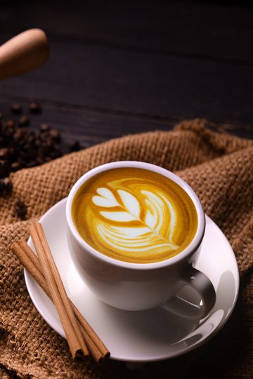 Dreamwall Çuval Kahve Çekirdeği ve Latte Art Temalı Tek Parça Tekstil Duvar Kağıdı