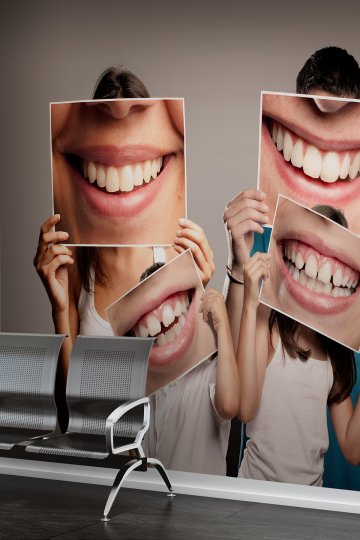 Dreamwall Mutlu Aile Gülümsemeleri Diş Polikliniği Temalı Tek Parça Tekstil Duvar Kağıdı küçük görsel 2