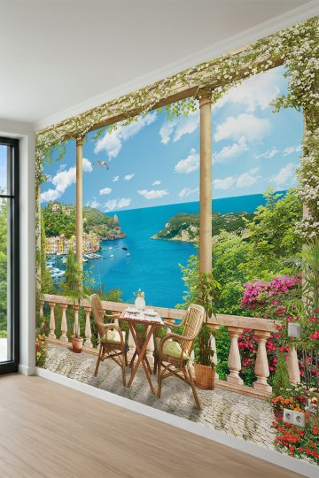 Dreamwall Sütunlu ve Çiçekli Balkon Terasından Sahil Kasabası Manzaralı Tek Parça Tekstil Duvar Kağıdı küçük görsel 4